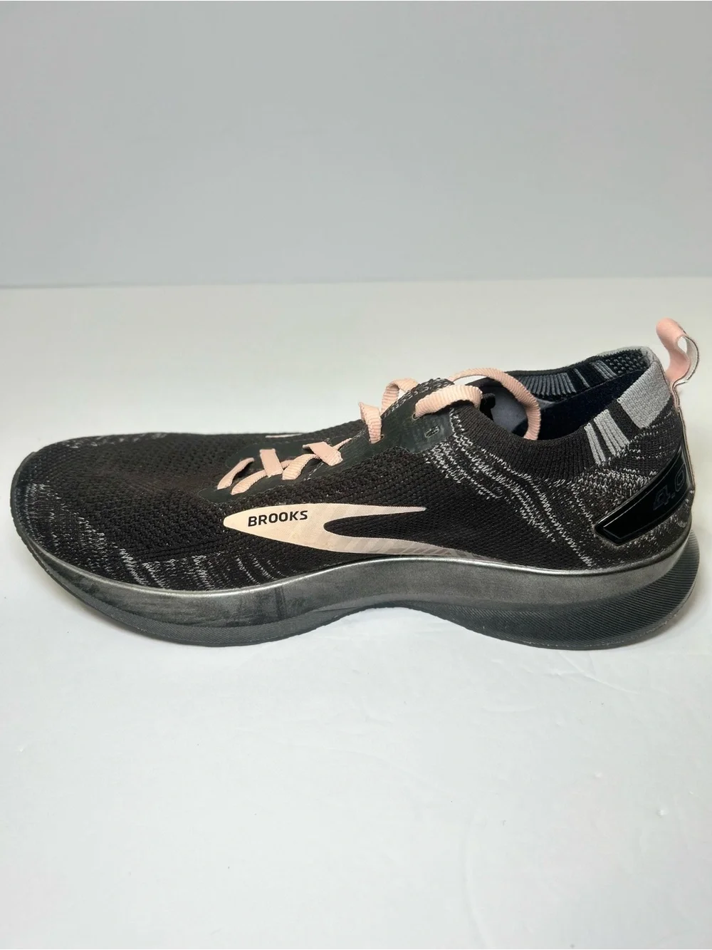 Brooks levitate running